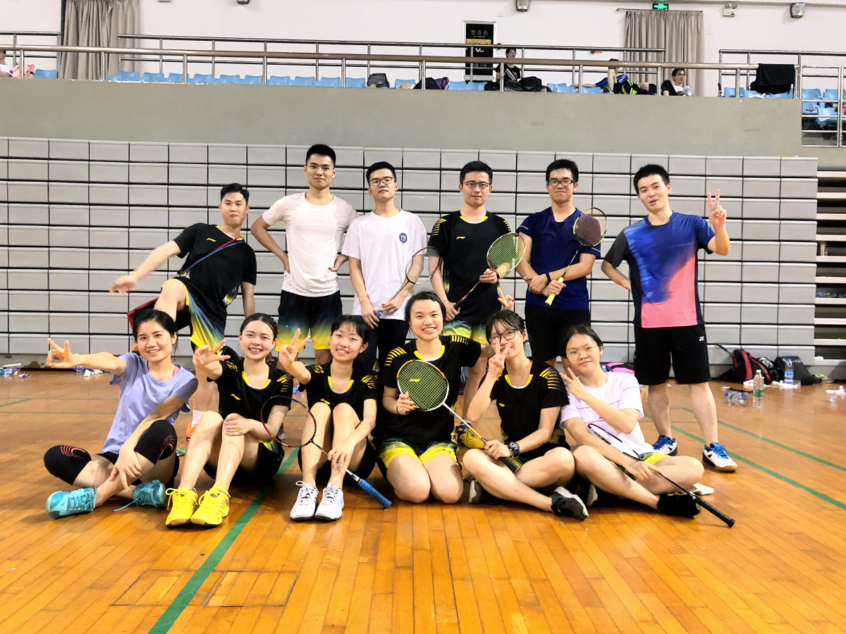 后排：黄永茂、陈家源、关志枫、潘弘博、许韶光、张先毅 前排：蔡童欣、梅书弦、陈祺、邝启宇、张华芳、汤雅月