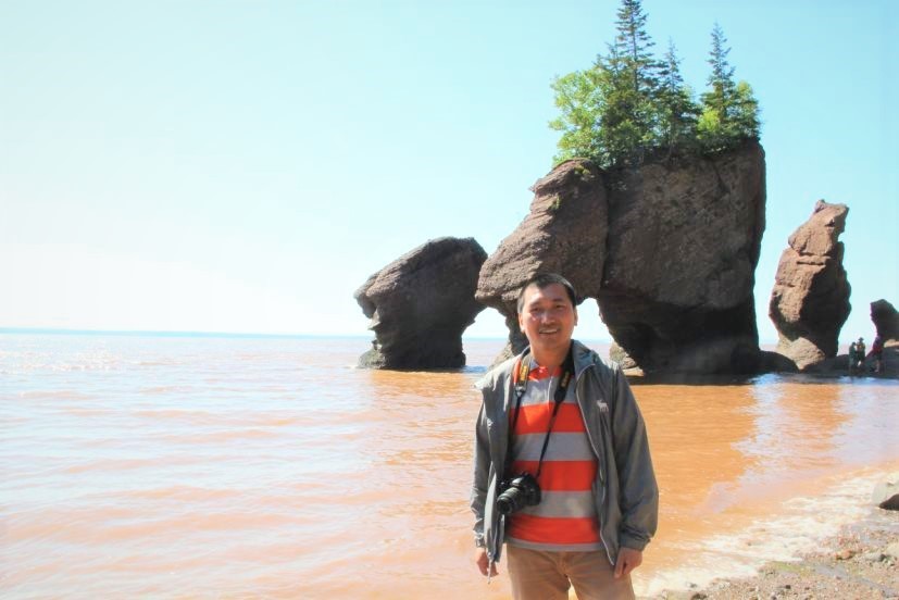 罗一鸣教授野外工作照